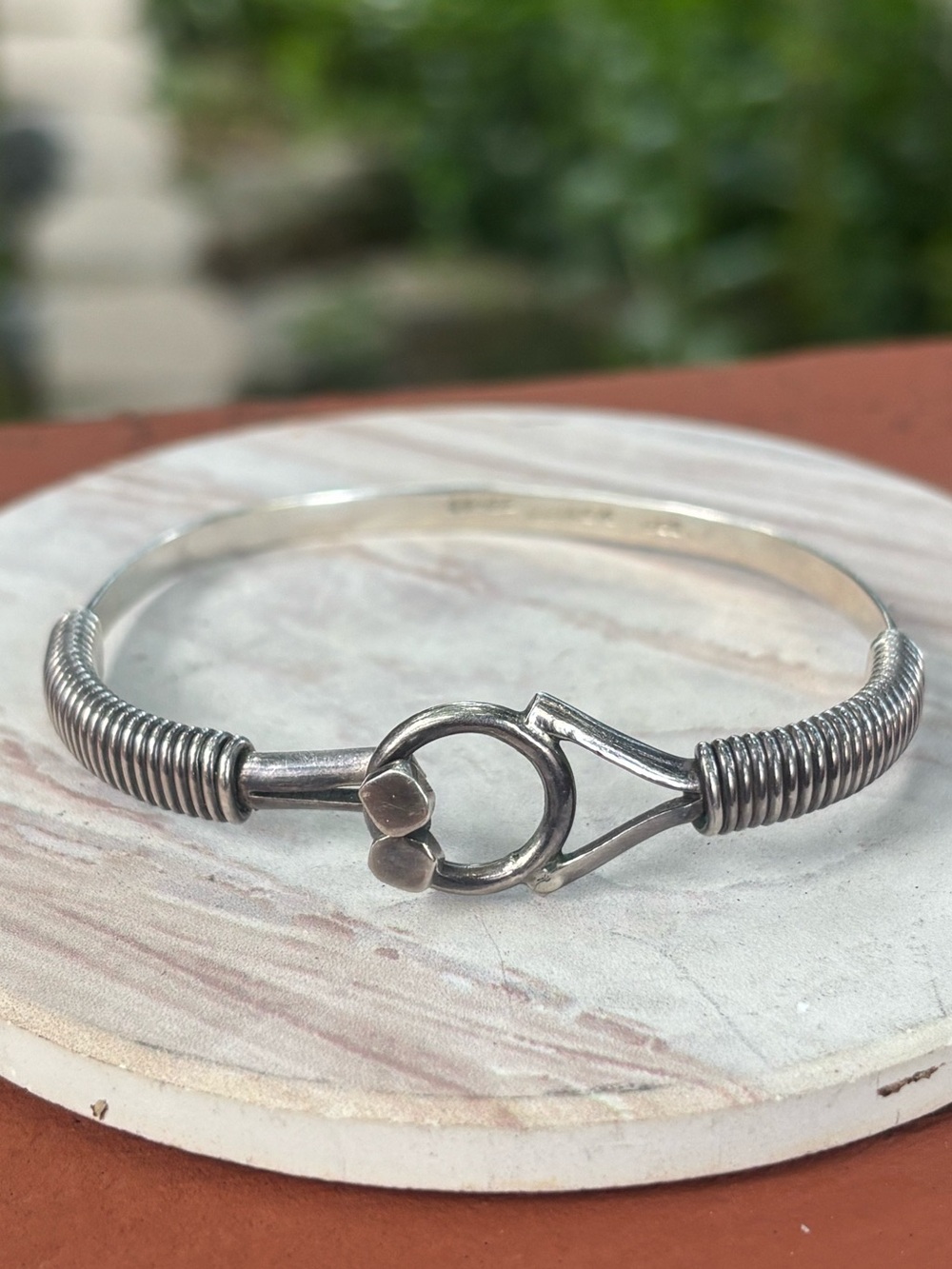 Vintage Taxco Mexico 925 Sterling Silver Hook Coil Bangle Cuff Bracelet 18g 59mm